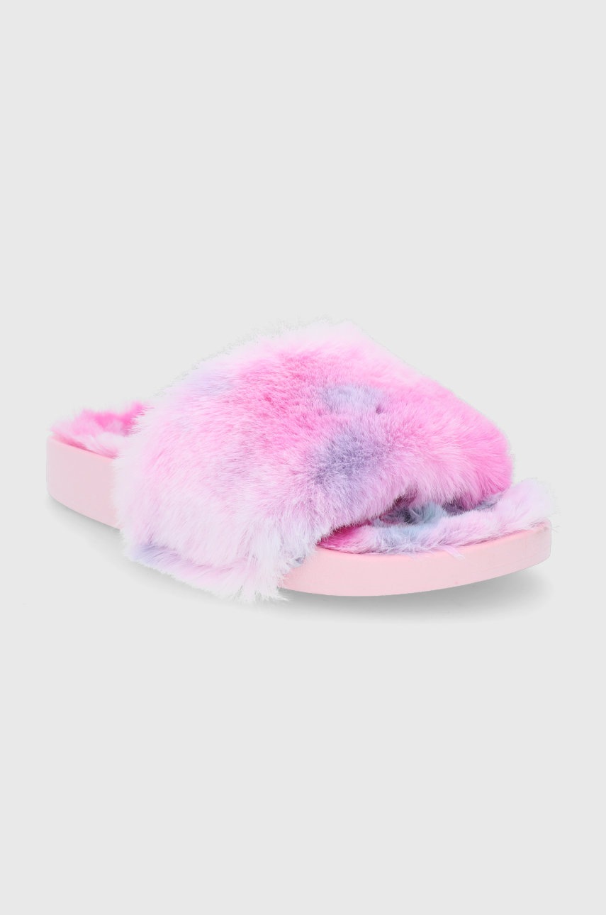 

Тапки Steve Madden цвет бежевый