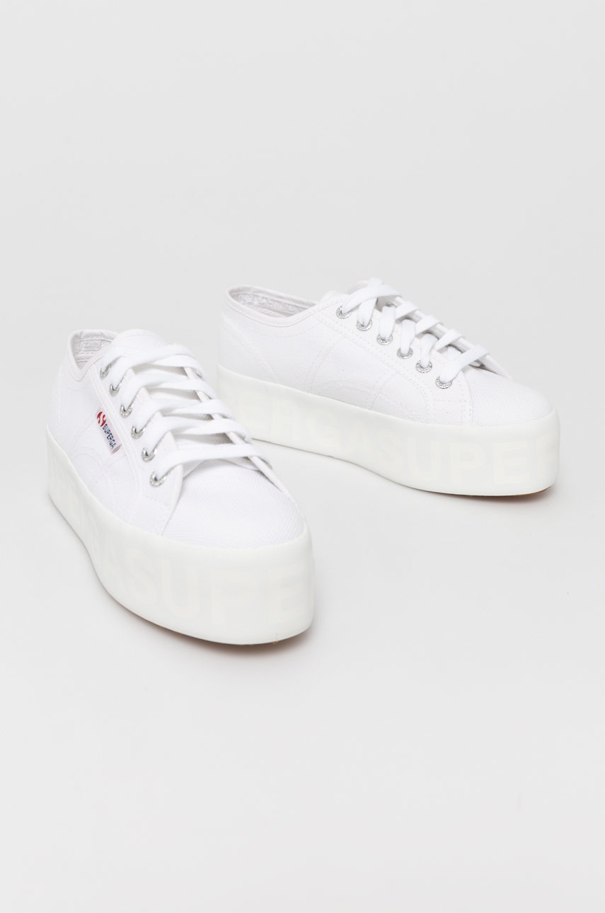 

Кеди Superga жіночі колір білий