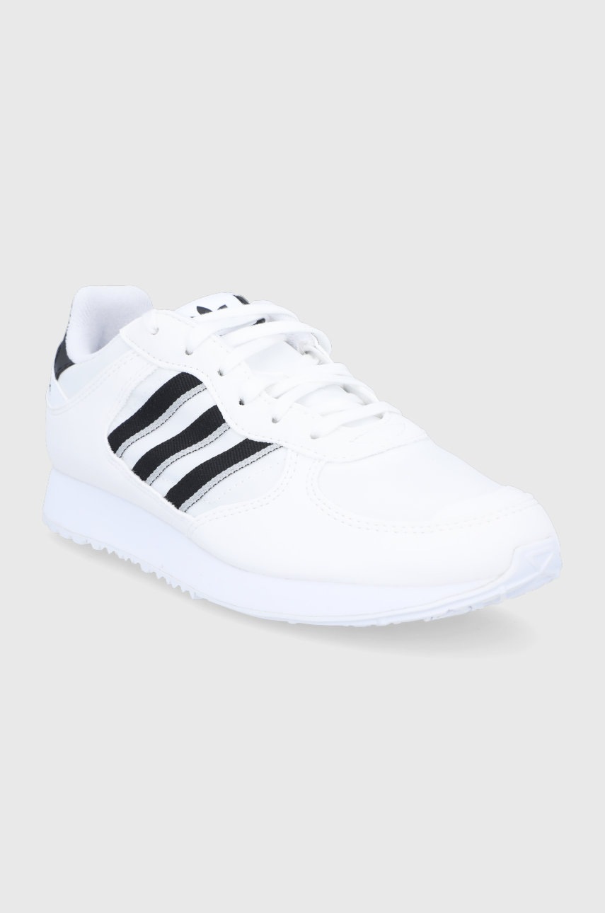 

Ботинки adidas Originals Special 21 цвет белый на плоском ходу