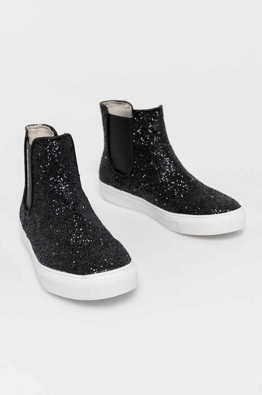 

Guess - Кеды