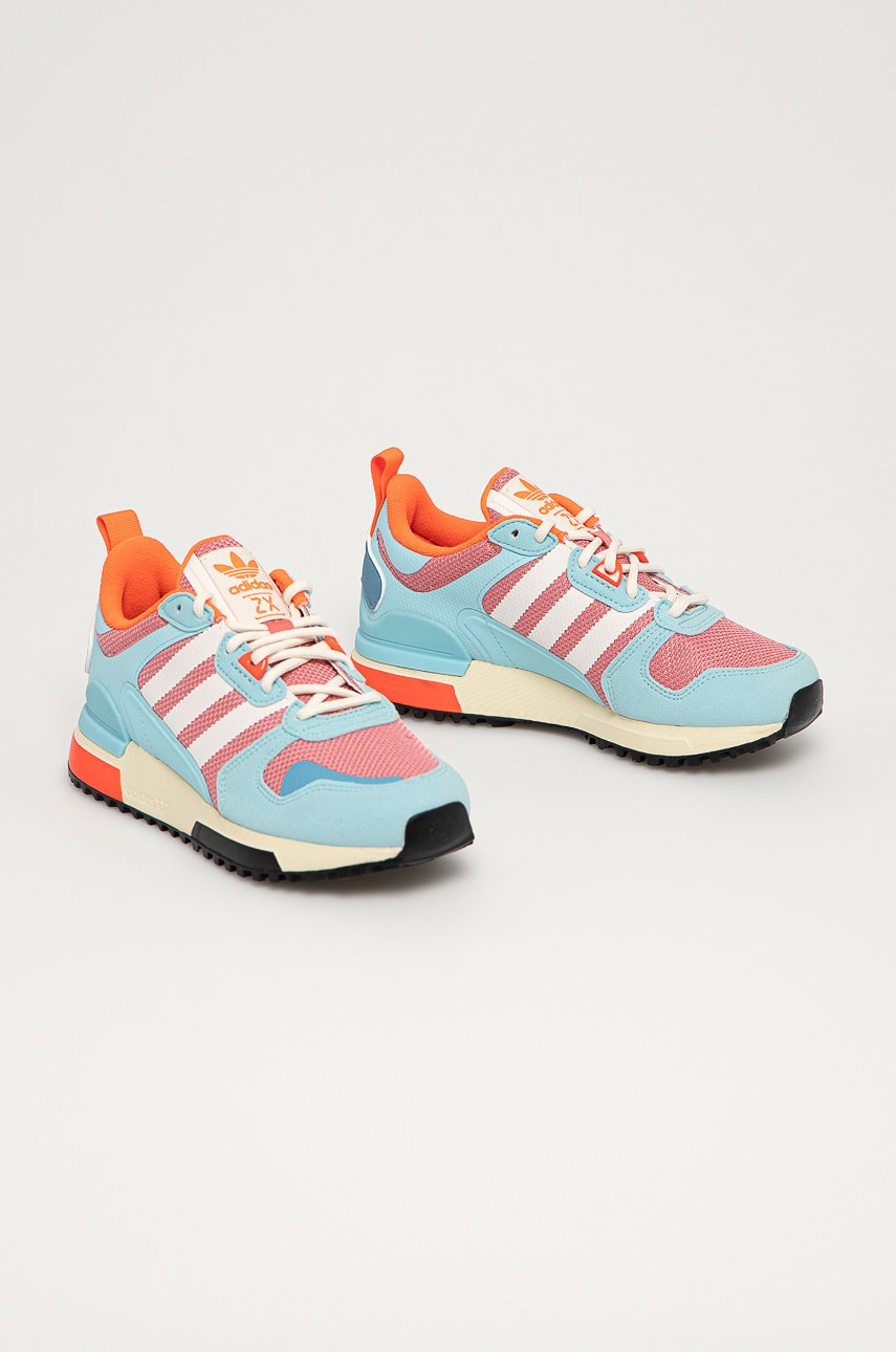 

adidas Originals - Детские кроссовки ZX 700 HD