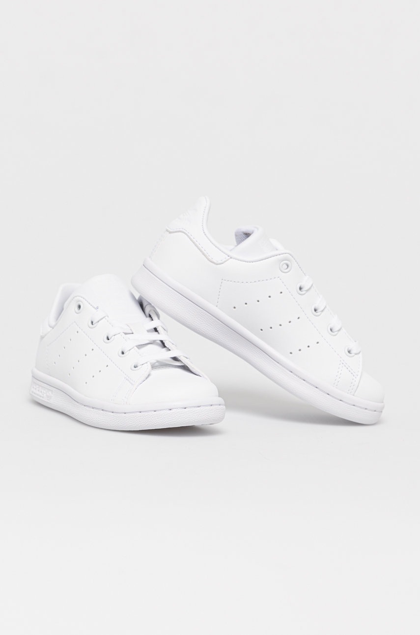

Дитячі черевики adidas Originals колір білий