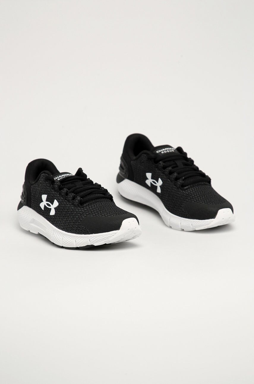 

Черевики Under Armour Charged Rogue 3024400 колір чорний