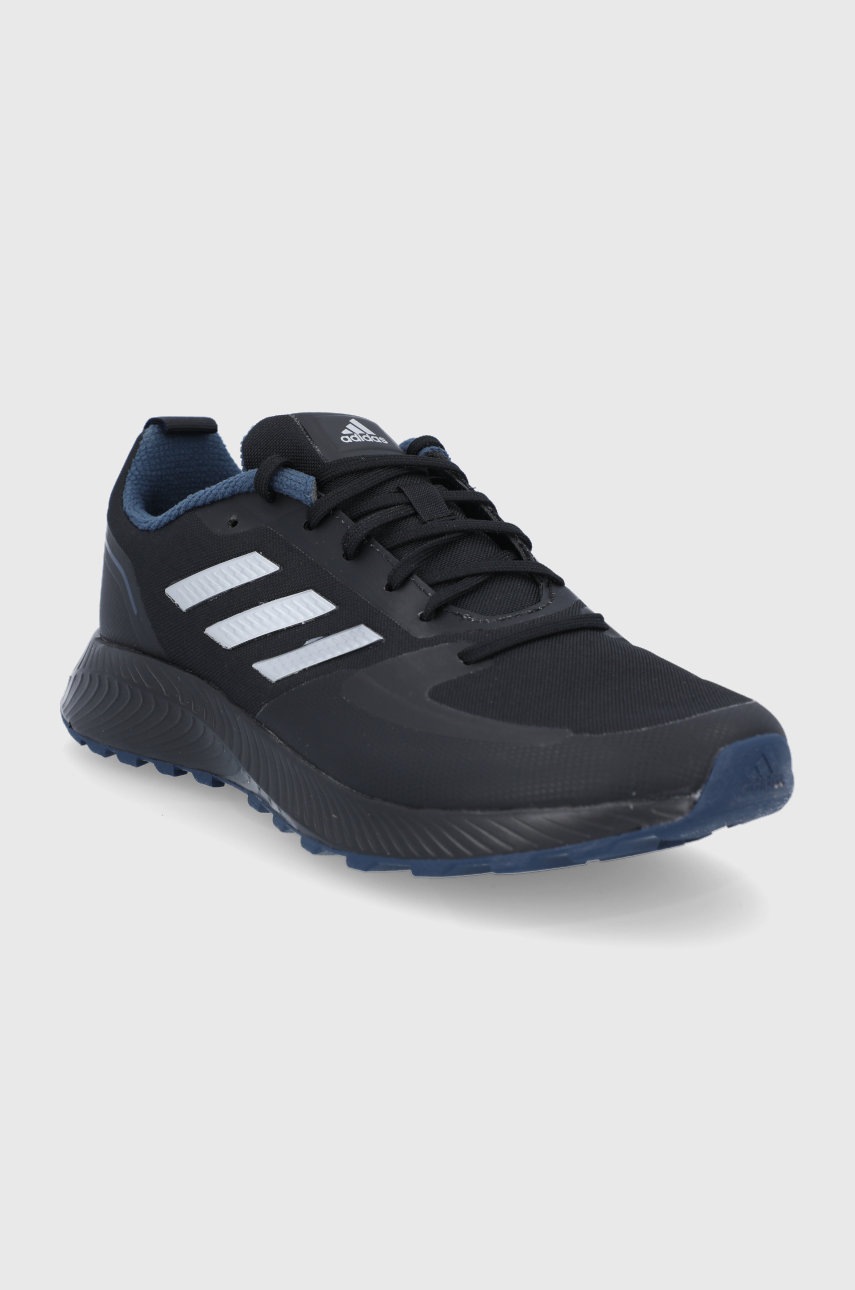 

Ботинки adidas цвет чёрный