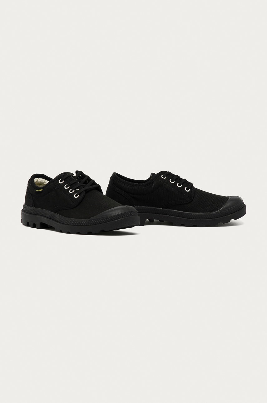 

Кеди Palladium колір чорний