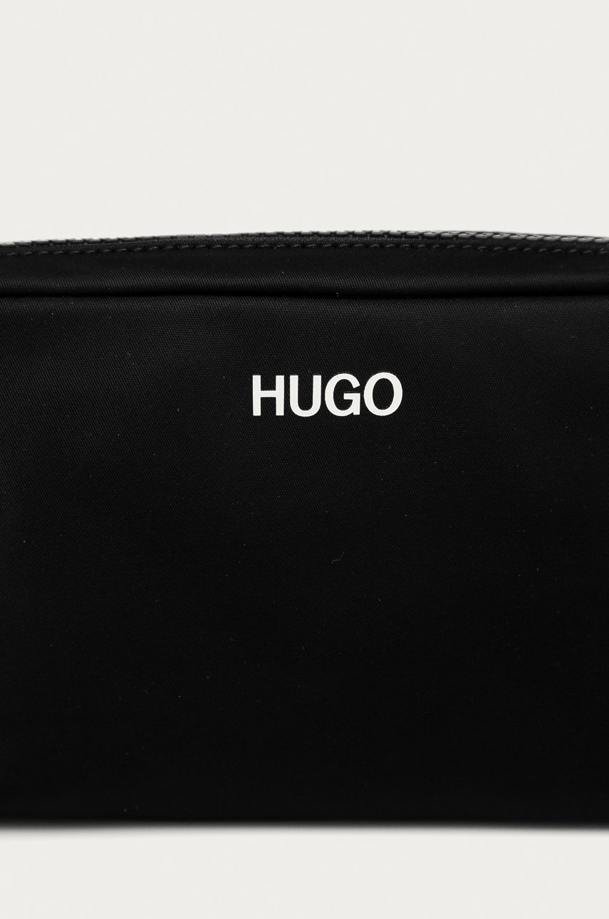 

Hugo - Косметичка