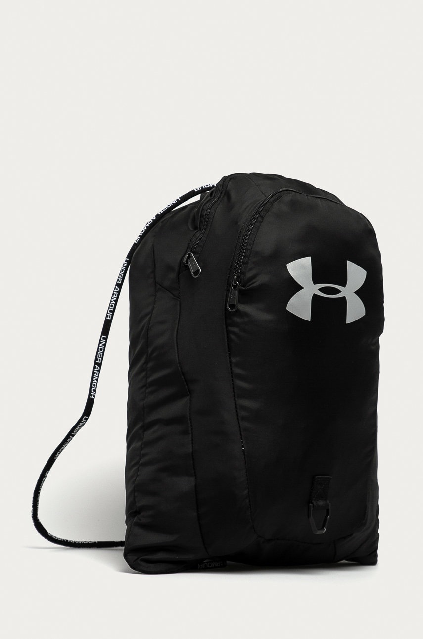 

Рюкзак Under Armour 1342663 цвет чёрный с принтом