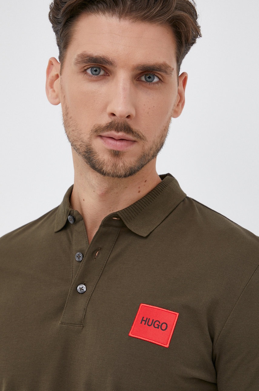 

Памучна тениска с яка Hugo в зелено с апликация, Зелен