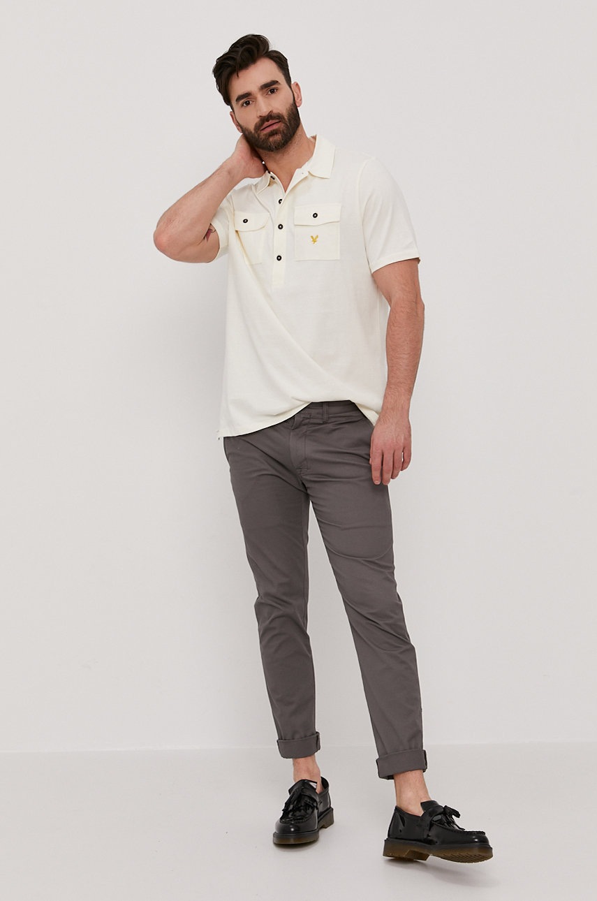 

Поло Lyle & Scott чоловіче колір кремовий гладкий