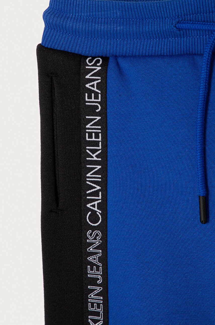 

Детские брюки Calvin Klein Jeans с аппликацией