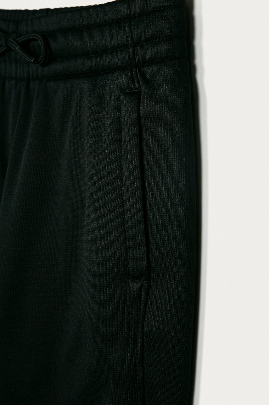 

Under Armour - Дитячі штани 122-170 cm 1357625