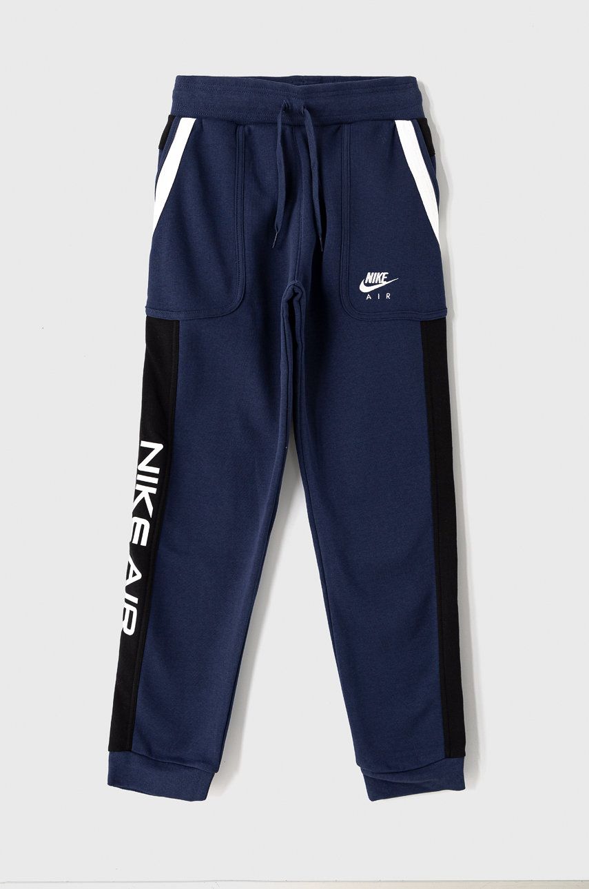 Nike Kids – Pantaloni copii 122-170 cm 2022 ❤️ Pret Super answear imagine noua 2022