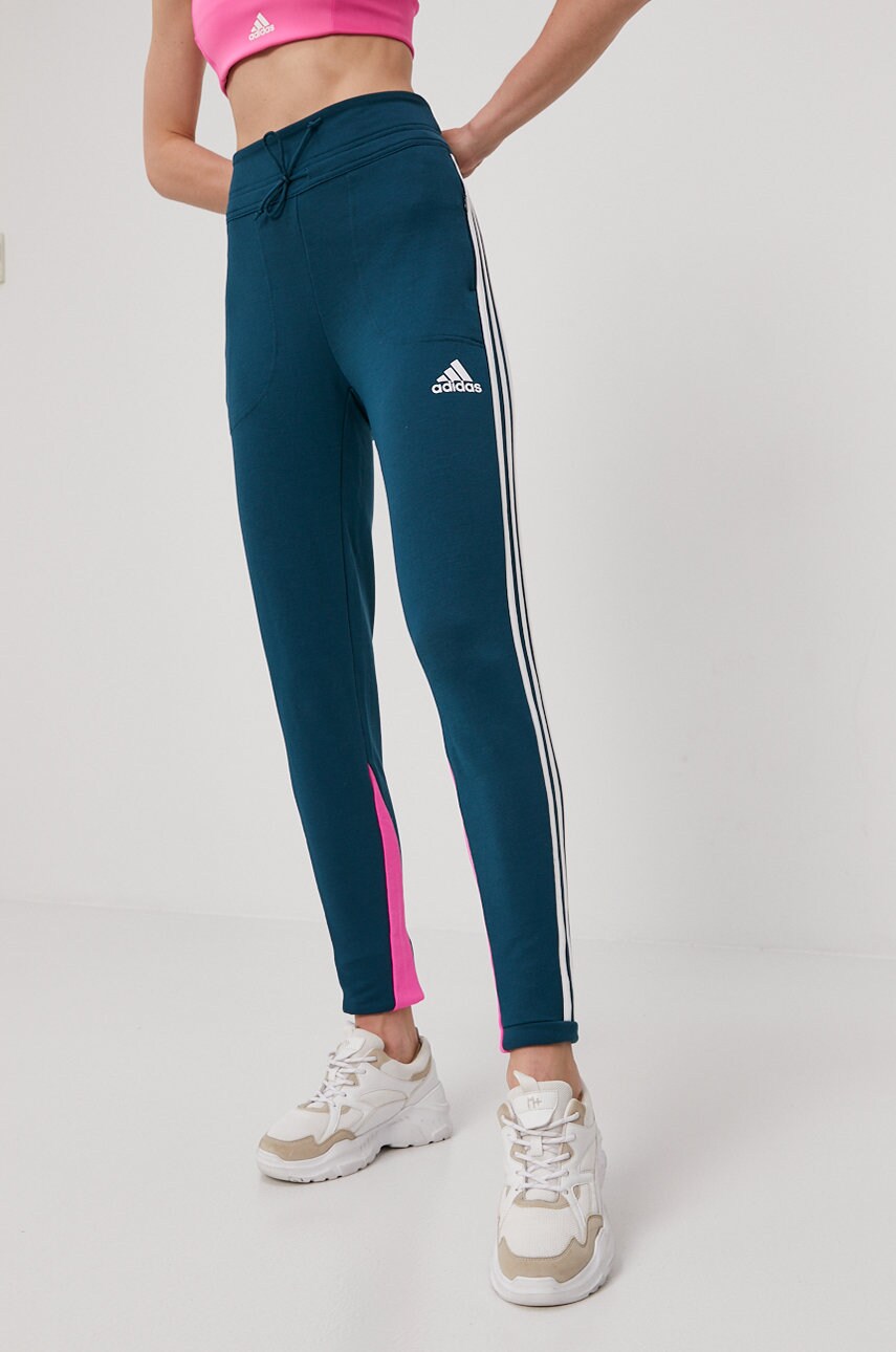 

Штани adidas Performance GL9537 жіночі колір зелений гладкі