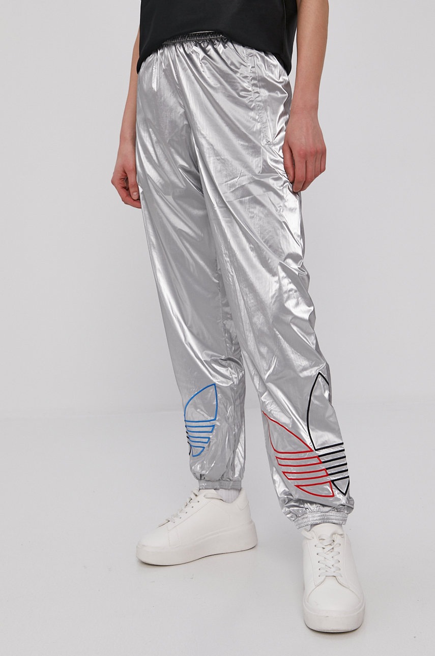 

Брюки adidas Originals женские цвет серебрянный с аппликацией