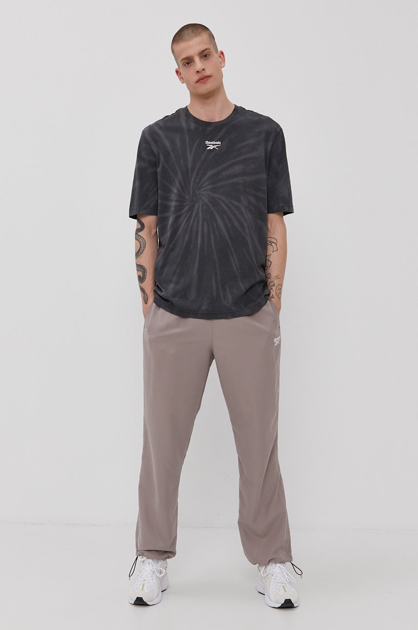 

Штани Reebok Classic GJ5873 чоловічі колір коричневий пряме