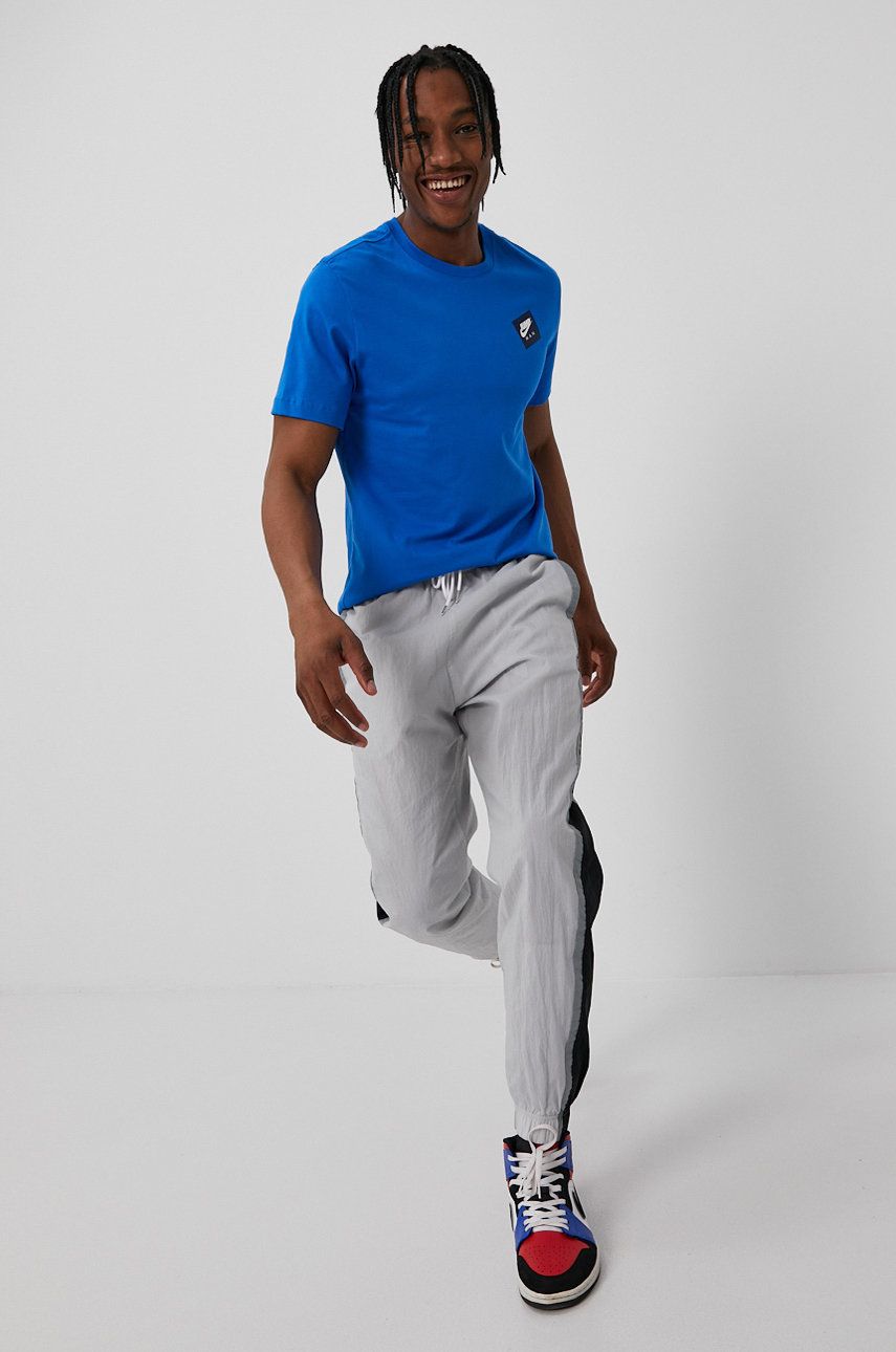 Nike Sportswear Pantaloni bărbați, culoarea gri, material neted answear.ro