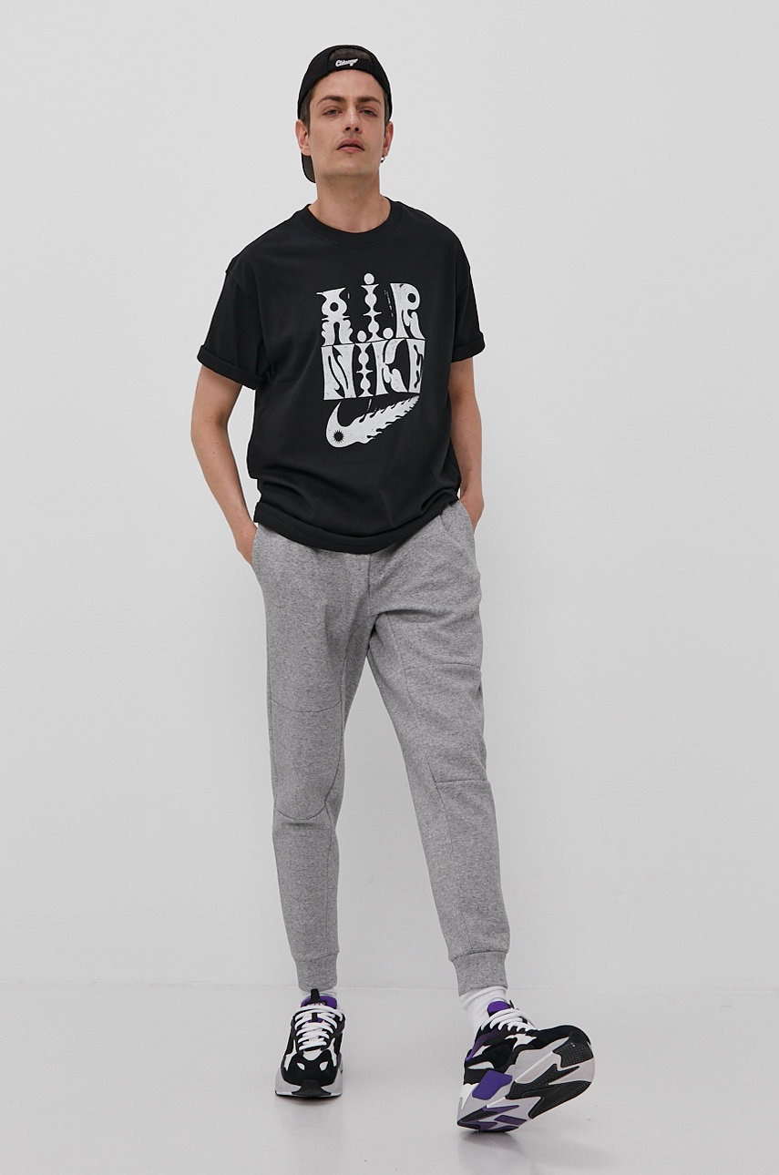 

Штани Nike Sportswear чоловічі колір сірий гладке
