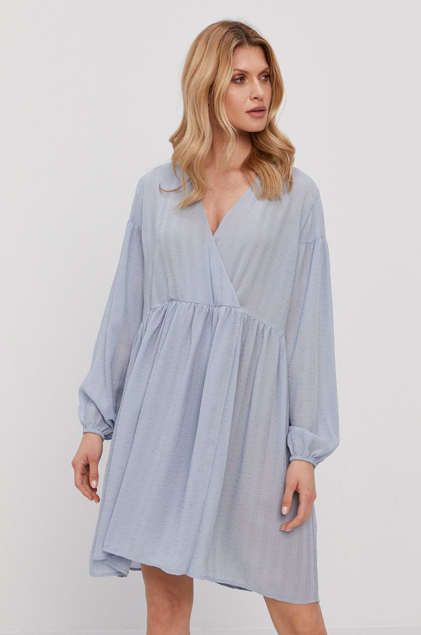 Šaty Samsoe Samsoe mini, oversize - modrá -  100% Recyklovaný polyester