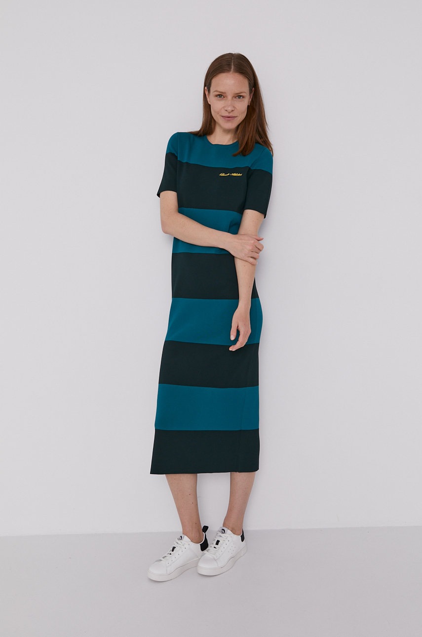 

Платье Lacoste цвет зелёный midi облегающая