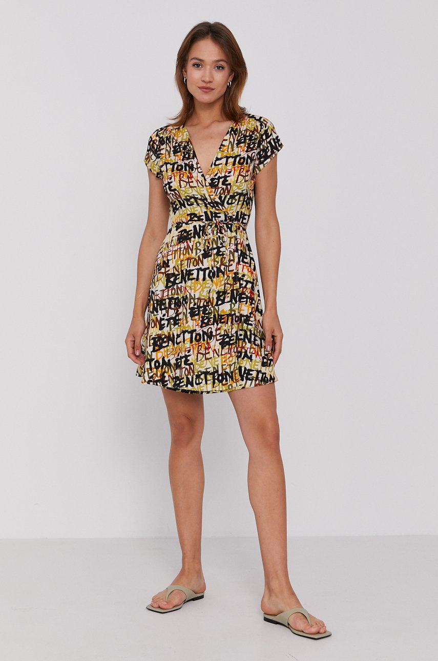 

Сукня United Colors of Benetton mini розкльошена