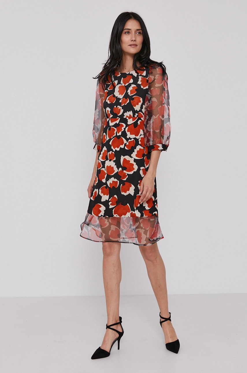 

Платье Sisley mini расклешённое