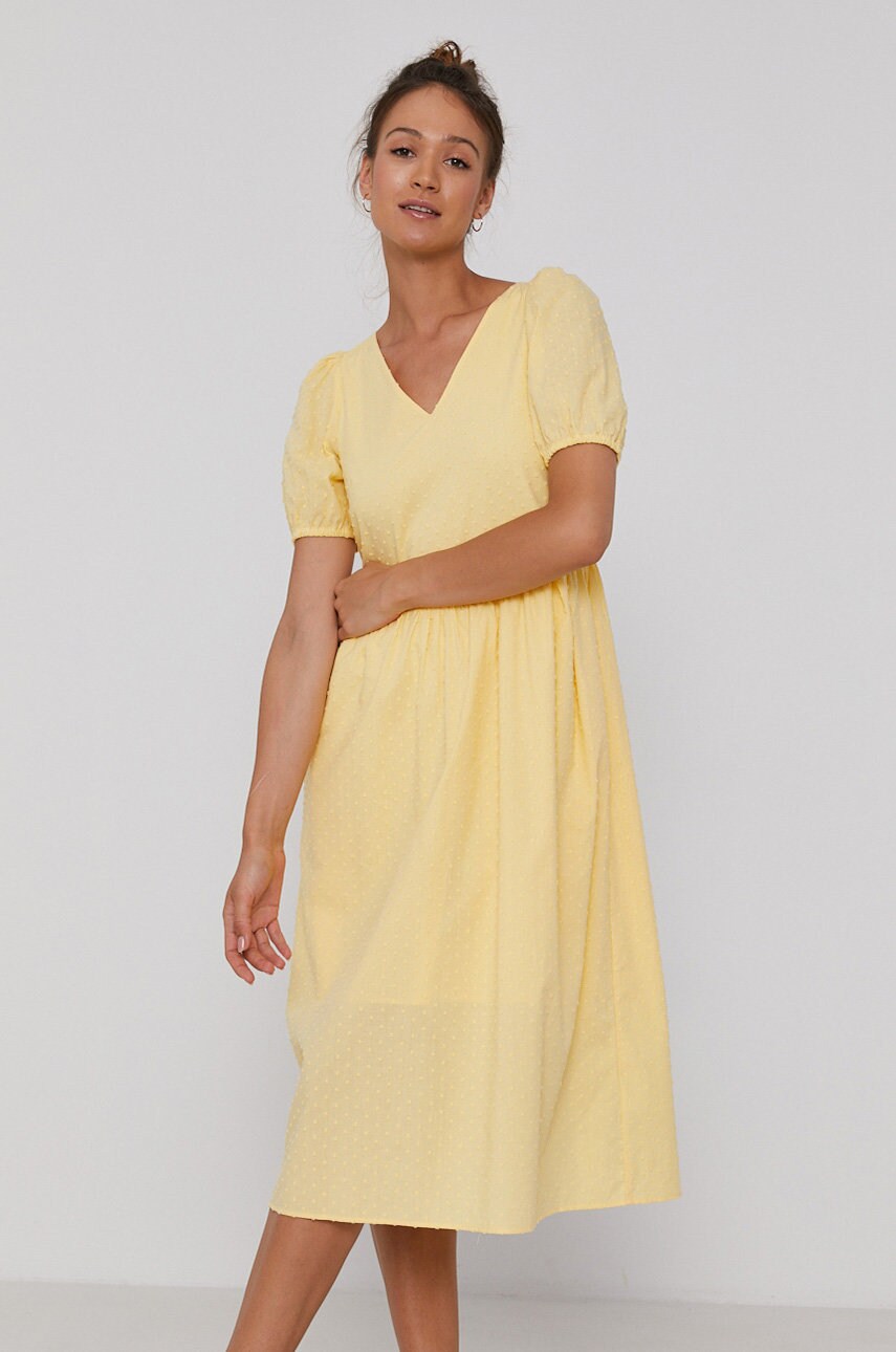 

Хлопковое платье Y.A.S цвет жёлтый midi oversize
