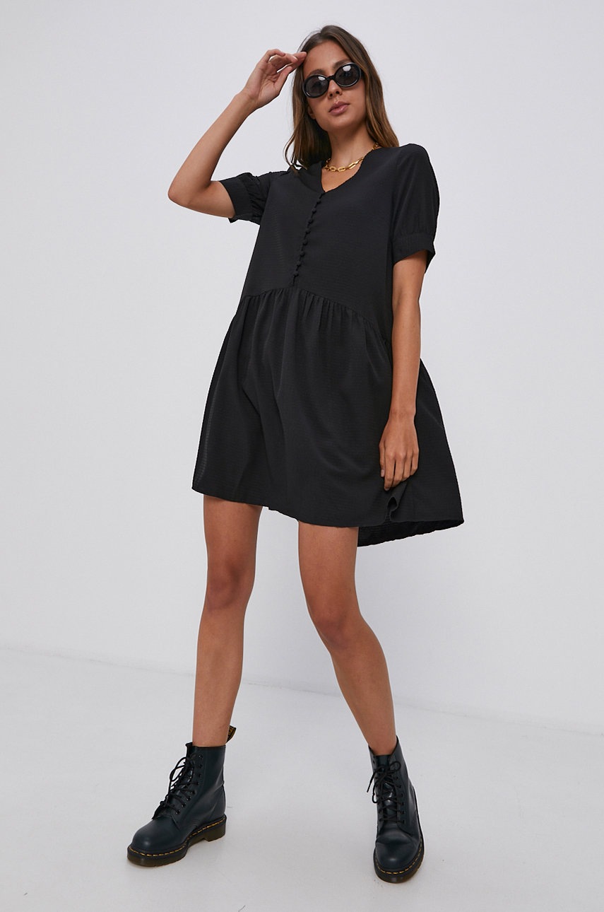 

Сукня Pieces колір чорний mini oversize
