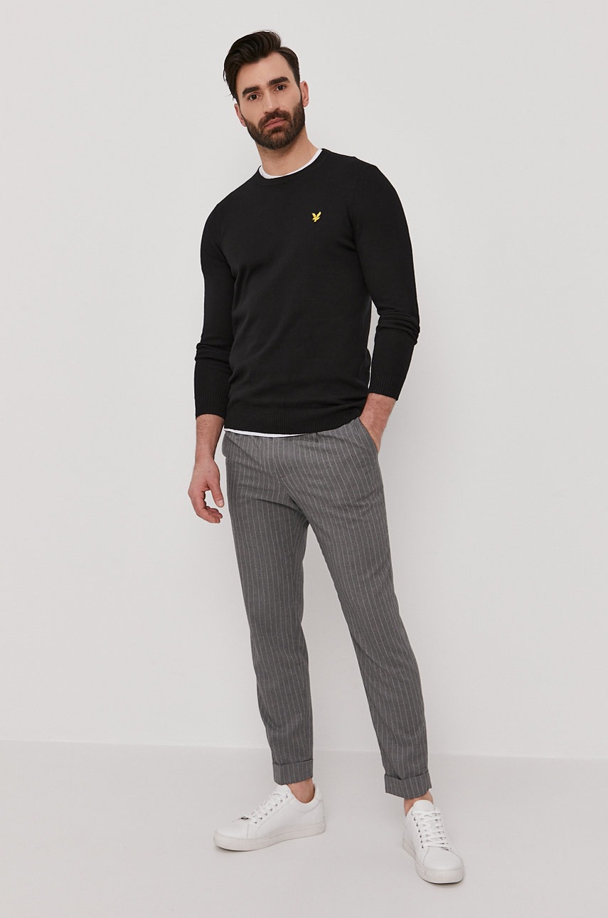 

Свитер Lyle & Scott мужской цвет чёрный лёгкий