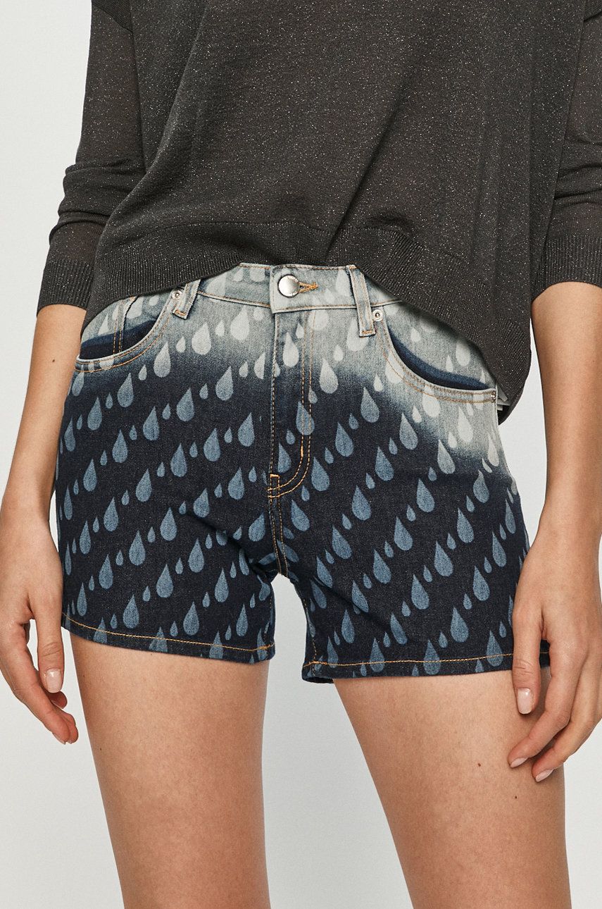 Love Moschino – Pantaloni scurti jeans answear.ro imagine promotii 2022