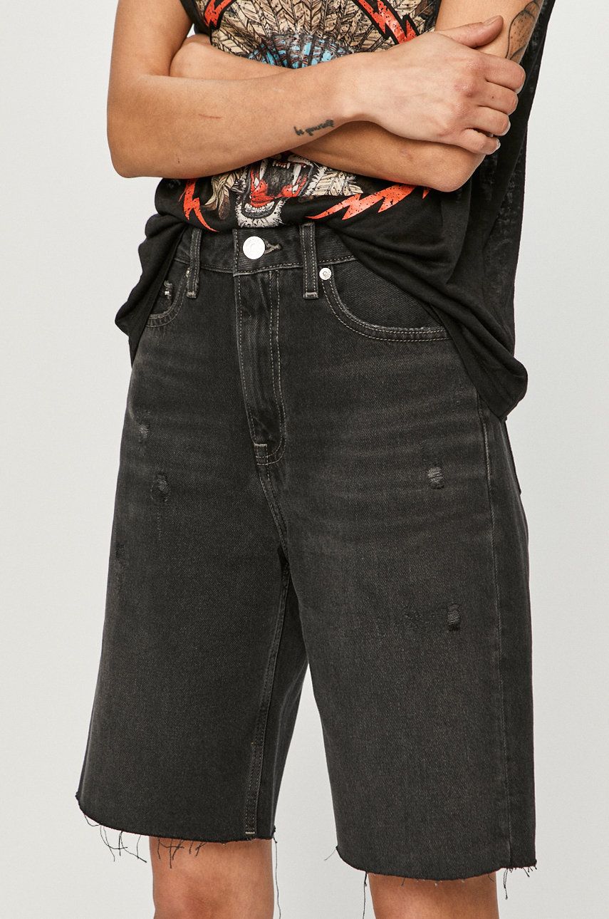 Tommy Jeans Pantaloni scurti femei, culoarea negru