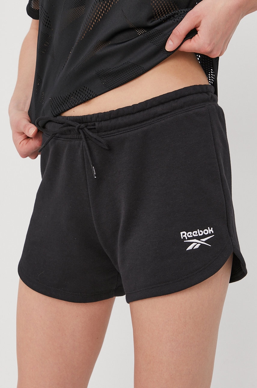 Reebok Pantaloni scurți GL2554 femei, culoarea negru, material neted, medium waist GL2554-BLACK