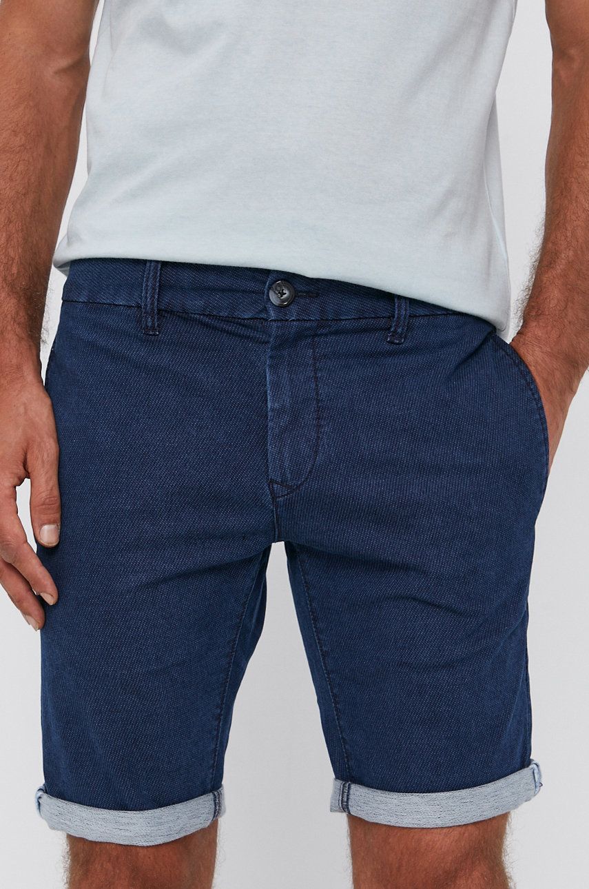 Pepe Jeans Pantaloni scurți James bărbați, culoarea albastru marin answear.ro imagine 2022 reducere