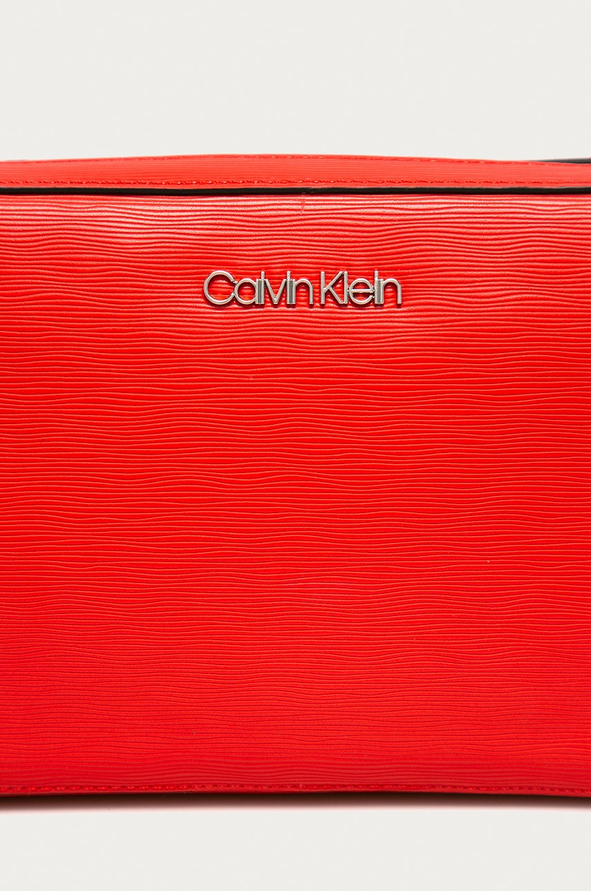 

Calvin Klein - Сумочка
