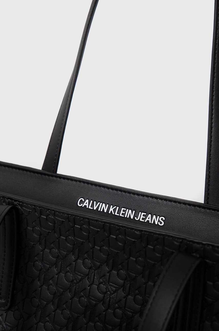 

Calvin Klein Jeans - Сумочка