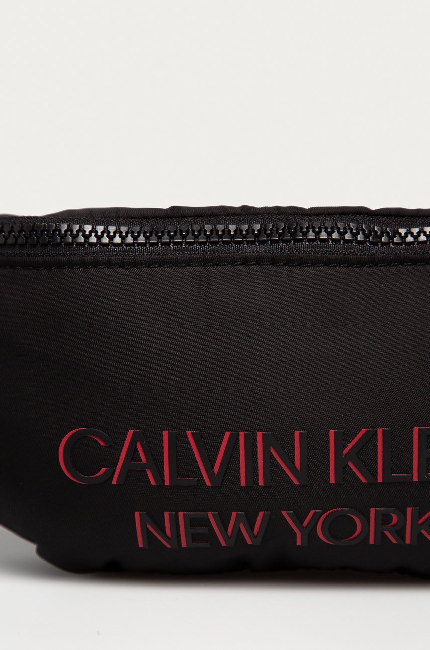 

Calvin Klein - Сумка на пояс