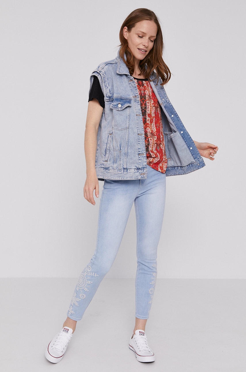 

Футболка Desigual жіноча колір чорний