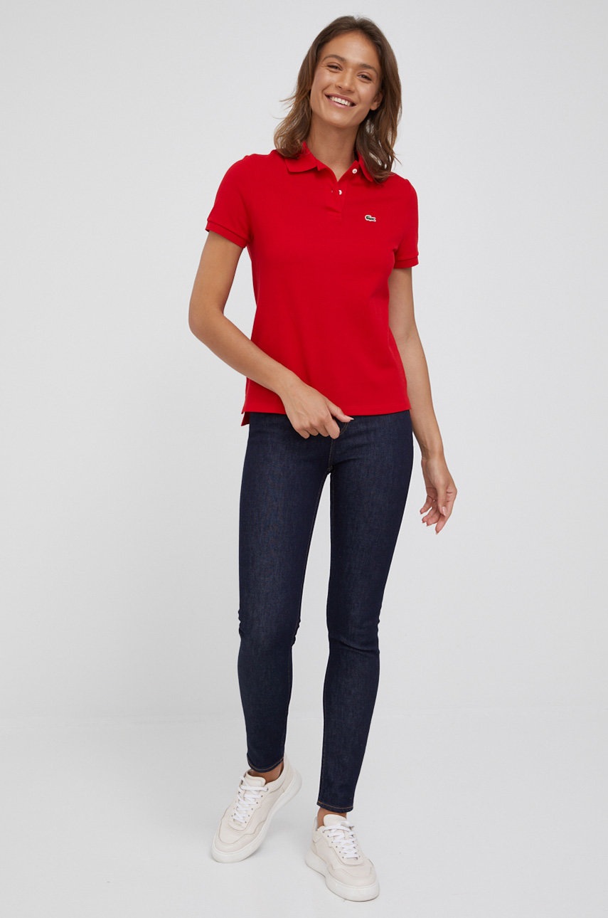 

Хлопковая футболка Lacoste цвет красный с воротником