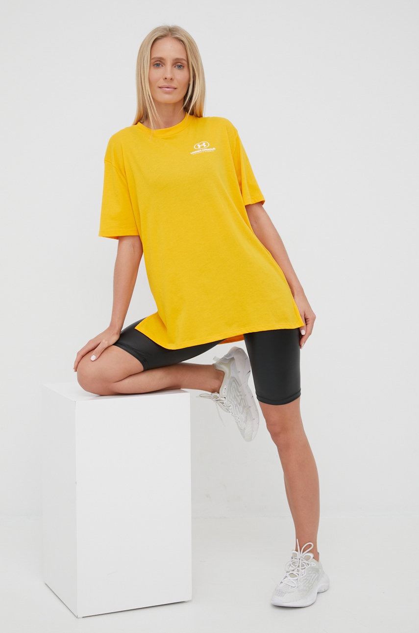 

Тениска Under Armour 1363206 в оранжево, Оранжев