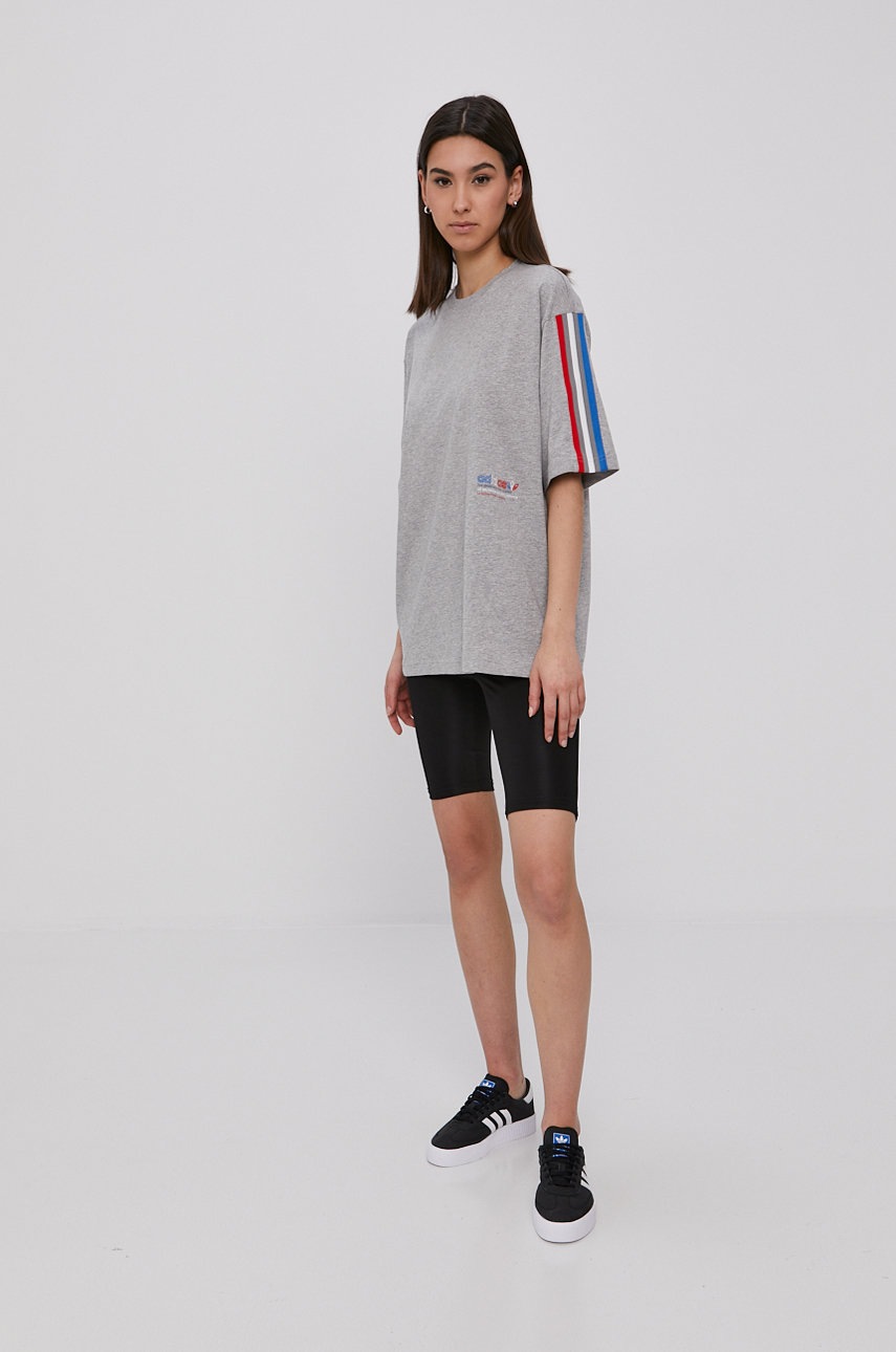 

Футболка adidas Originals женская цвет серый