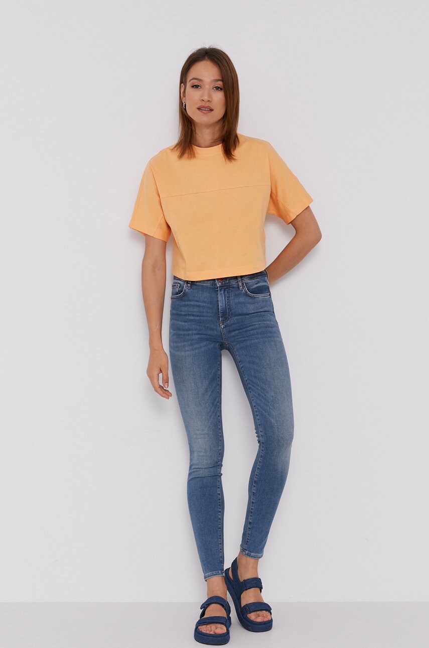 

Футболка Calvin Klein Jeans женская цвет оранжевый
