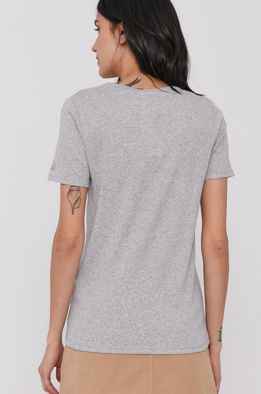 Μπλουζάκι United Colors of Benetton γυναικείo, χρώμα: γκρι φωτογραφία