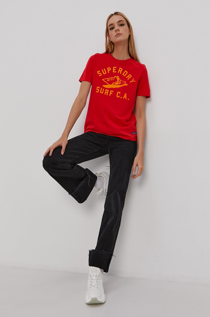 

Футболка Superdry женская цвет красный
