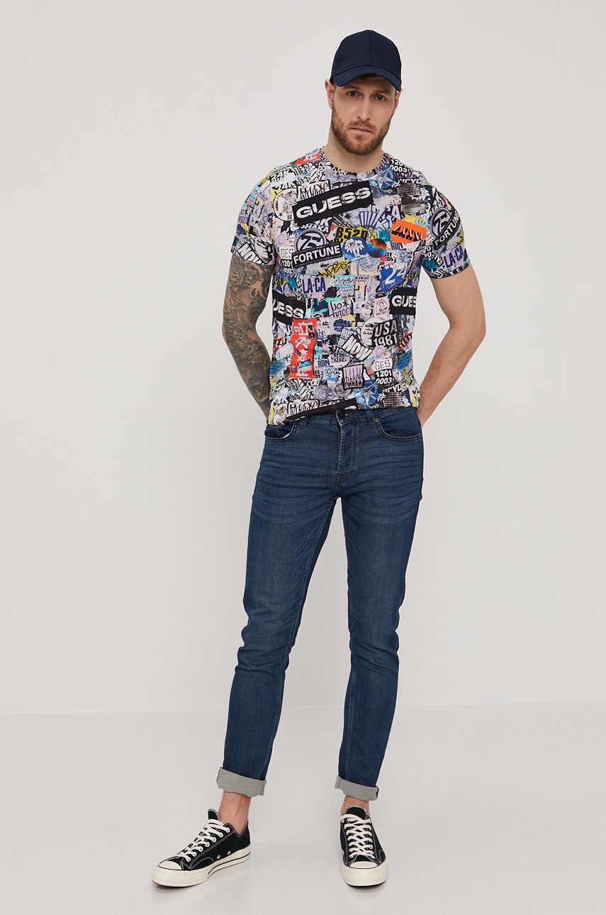 

Guess - Футболка