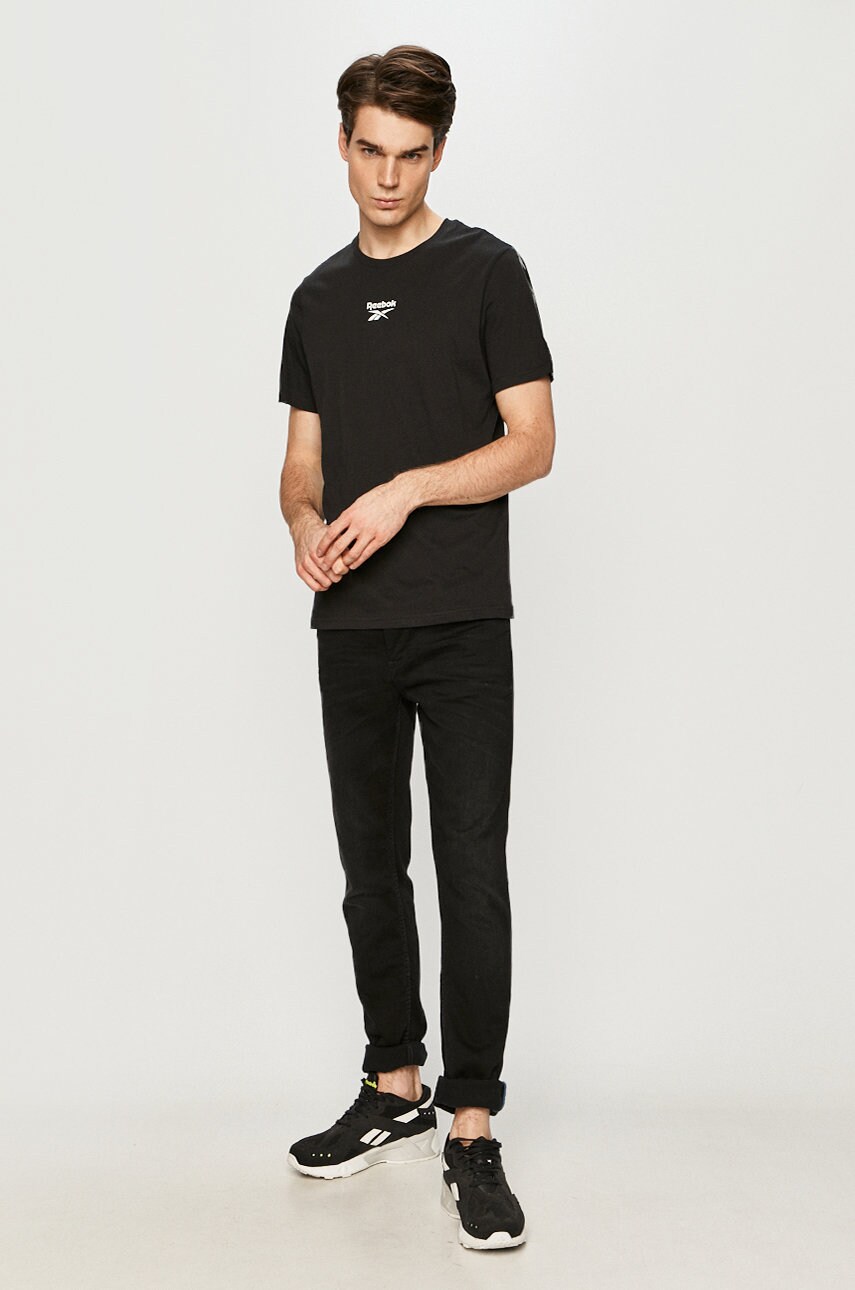 

Reebok - Футболка GQ4205
