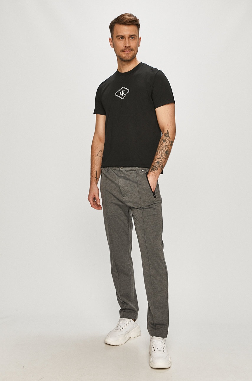 

Calvin Klein Jeans - Футболка