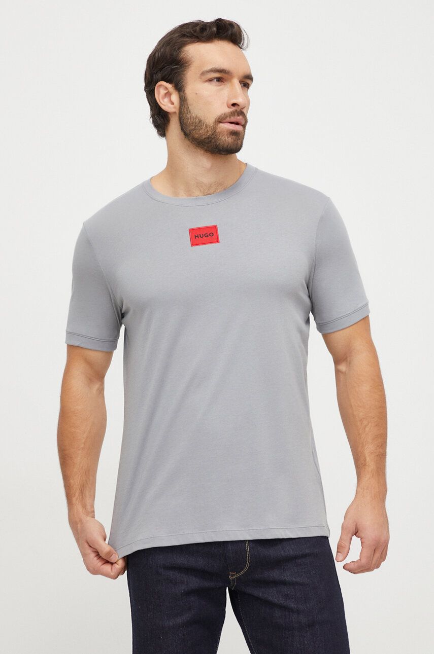 Levně Bavlněné tričko HUGO šedá barva, s aplikací, 50447978