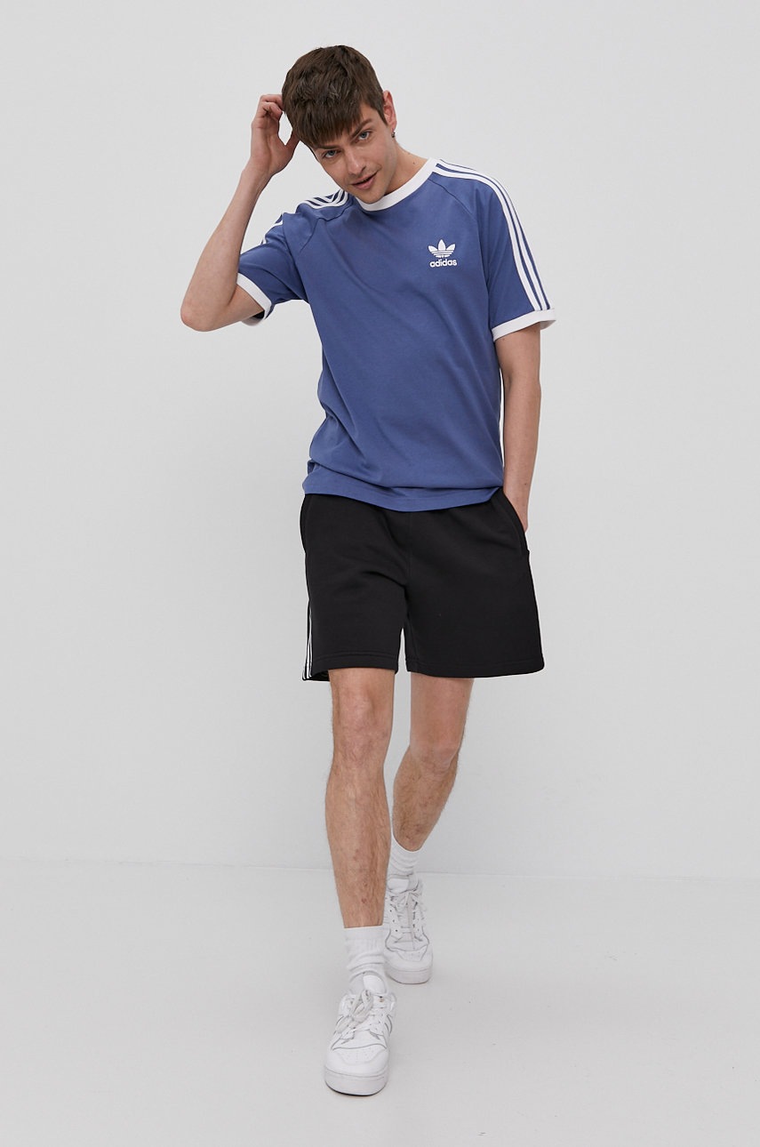 

Футболка adidas Originals мужская с аппликацией