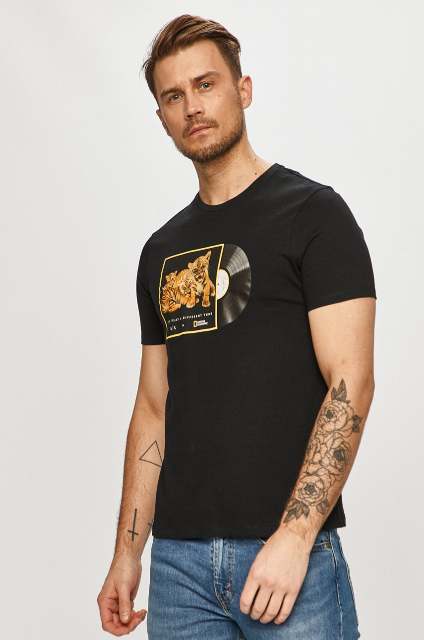 

Armani Exchange - Тениска x National Geographic, Черен