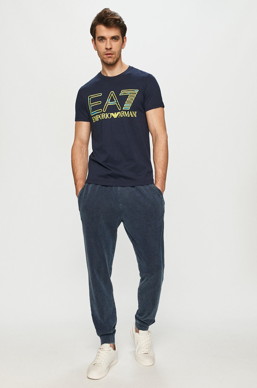 

EA7 Emporio Armani - Футболка