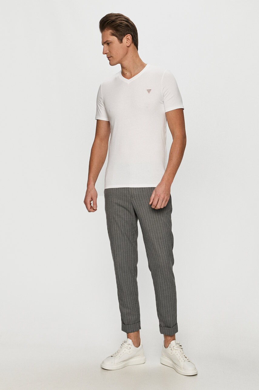 

Guess - Футболка